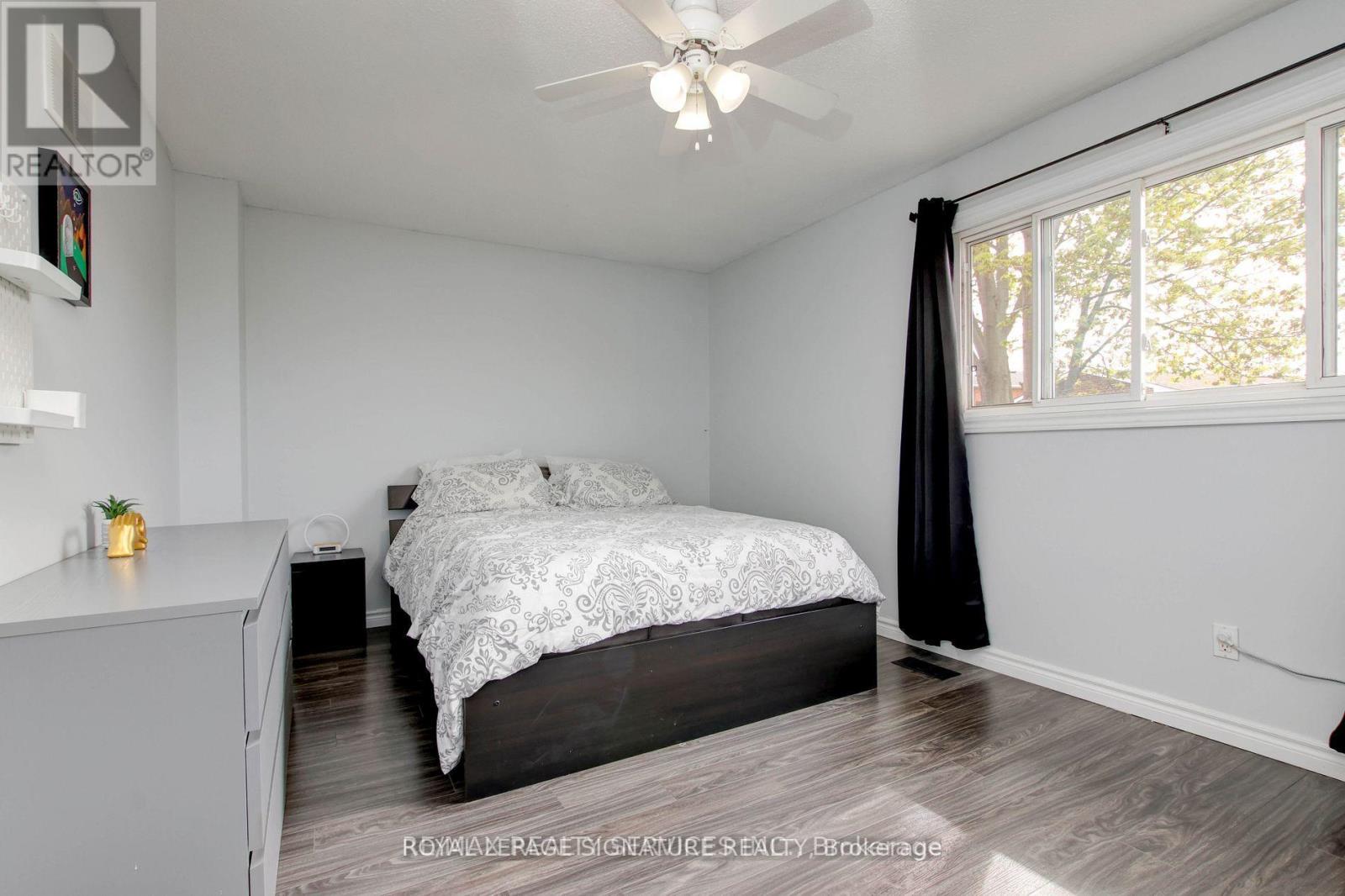 Upper - 76 Crenshaw Court, Brampton, Ontario L6Z 1W9 - Photo 8 - W12554714