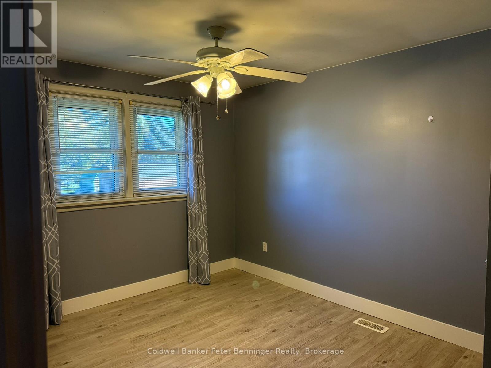 2 Elgin Street, Brockton, Ontario  N0G 2V0 - Photo 18 - X12559850