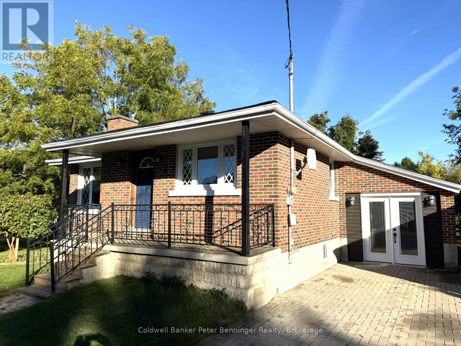 2 Elgin Street, Brockton, Ontario  N0G 2V0 - Photo 2 - X12559850
