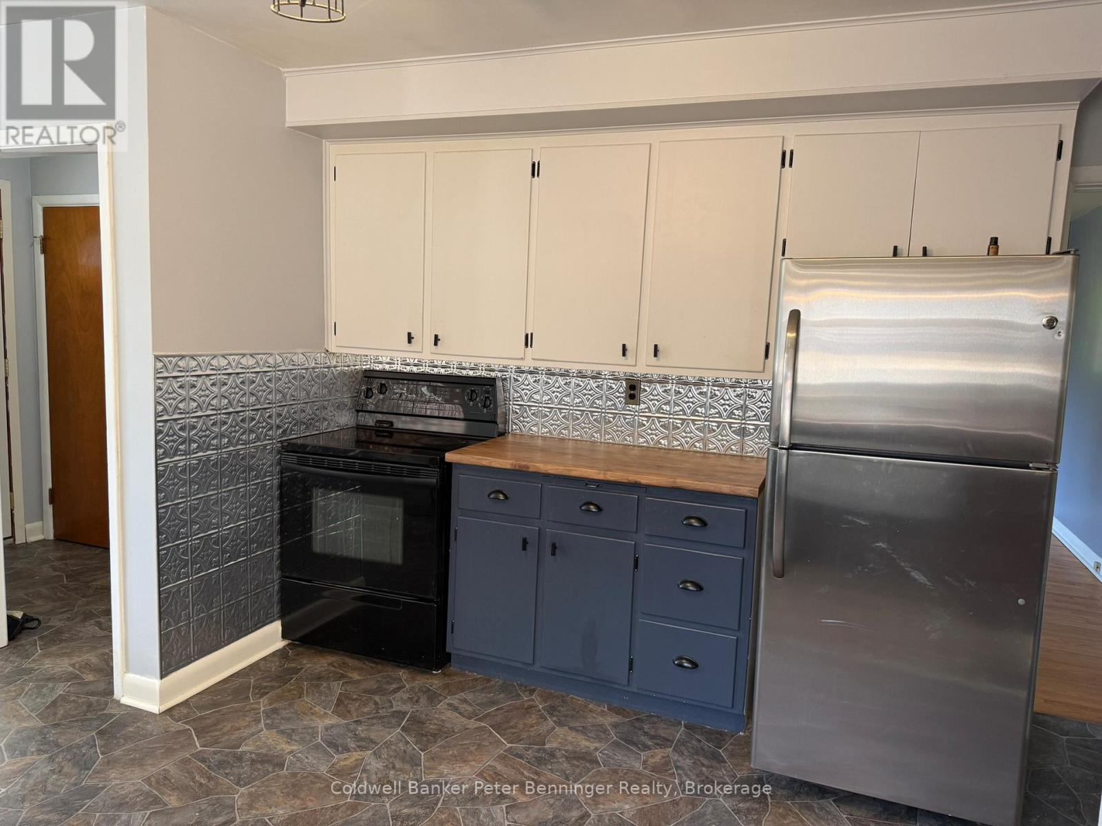 2 Elgin Street, Brockton, Ontario  N0G 2V0 - Photo 7 - X12559850