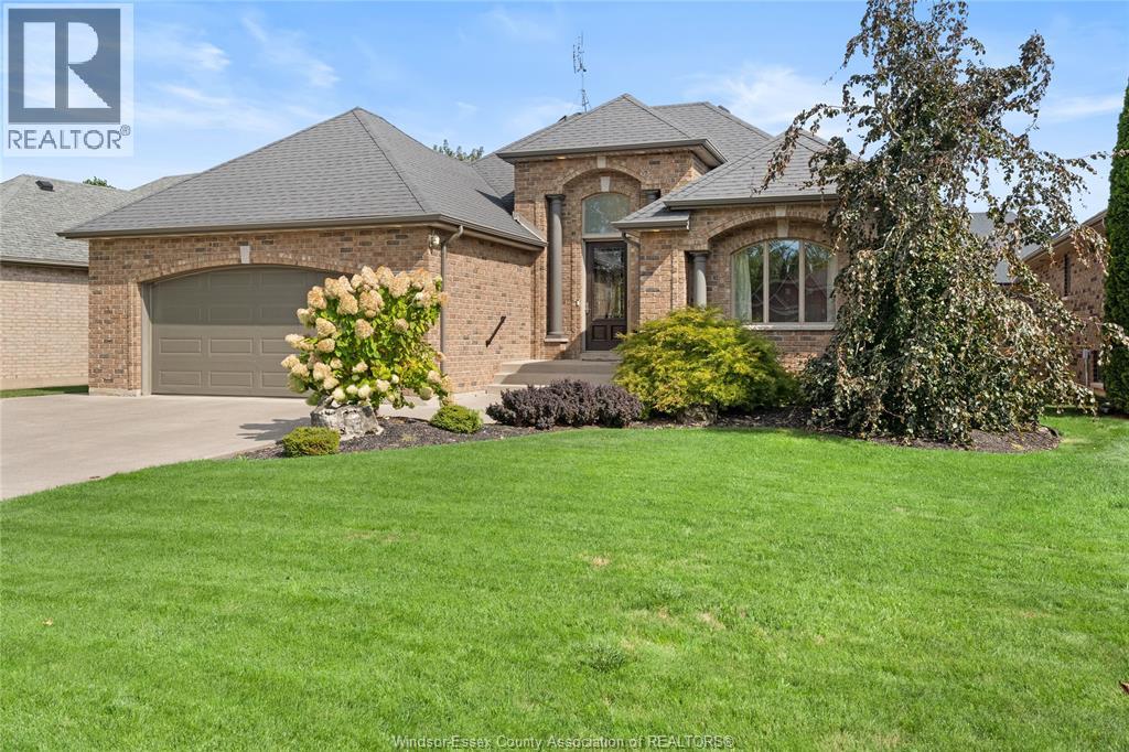 163 Woodycrest, Kingsville, Ontario  N9Y 0A1 - Photo 2 - 25029190