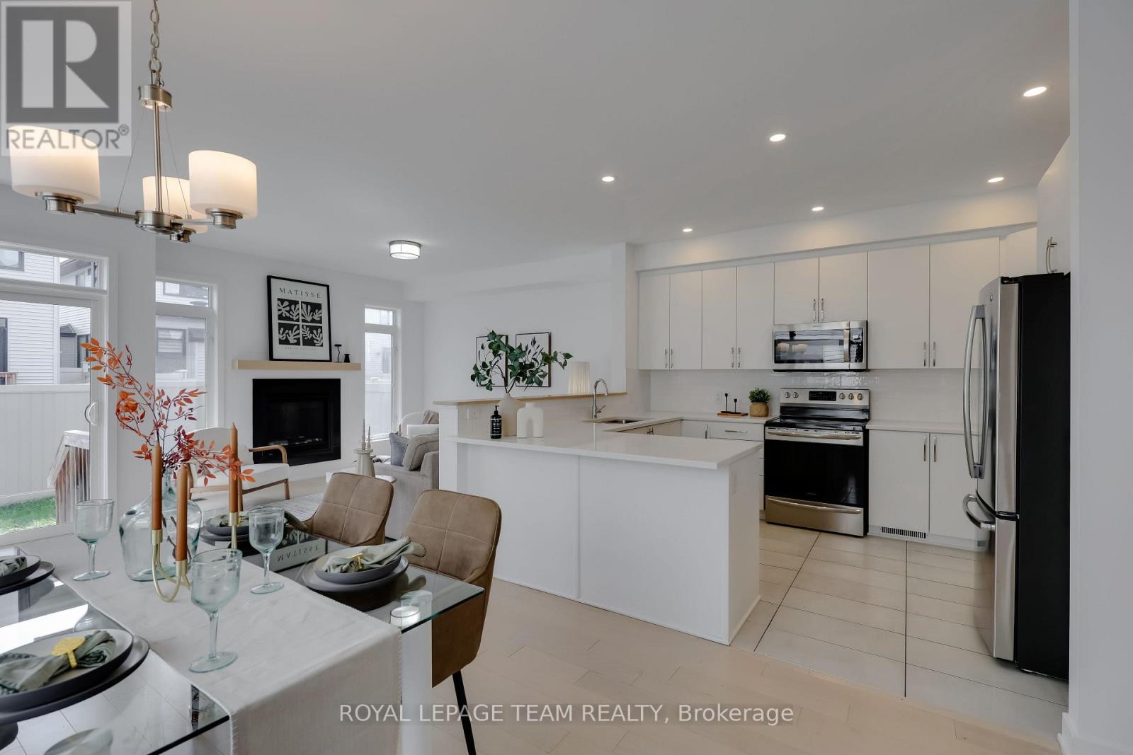 856 Clapham Terrace, Ottawa, Ontario  K2S 2P1 - Photo 12 - X12416333