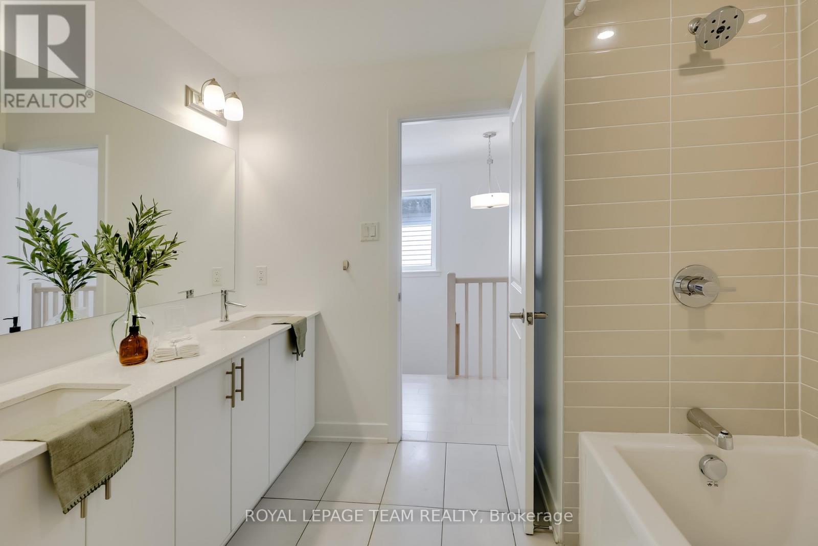 856 Clapham Terrace, Ottawa, Ontario  K2S 2P1 - Photo 37 - X12416333