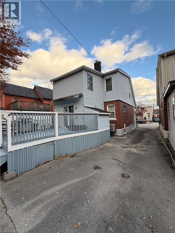205 Locke Street N, Hamilton, Ontario L8R 3B1 - Photo 4 - 40788718