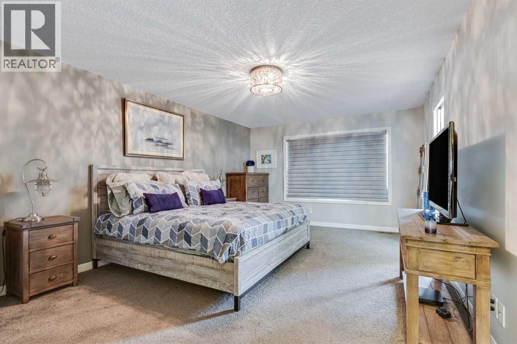 55 Sage Bluff Green Nw, Calgary, Alberta  T2R 0X8 - Photo 30 - A2253413