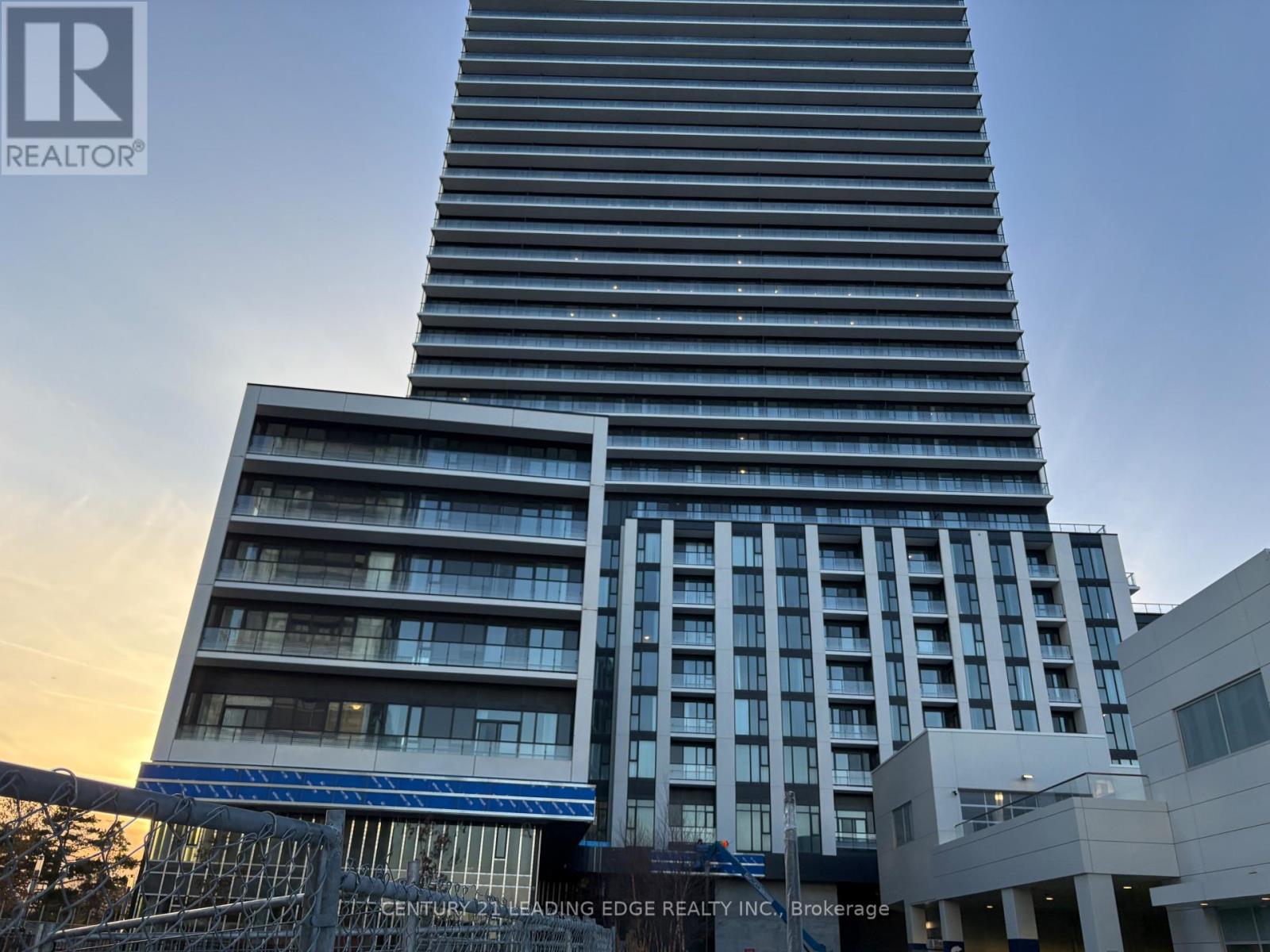 219 - 5858 Yonge Street, Toronto, Ontario M2M 3T3 - Photo 2 - C12558876