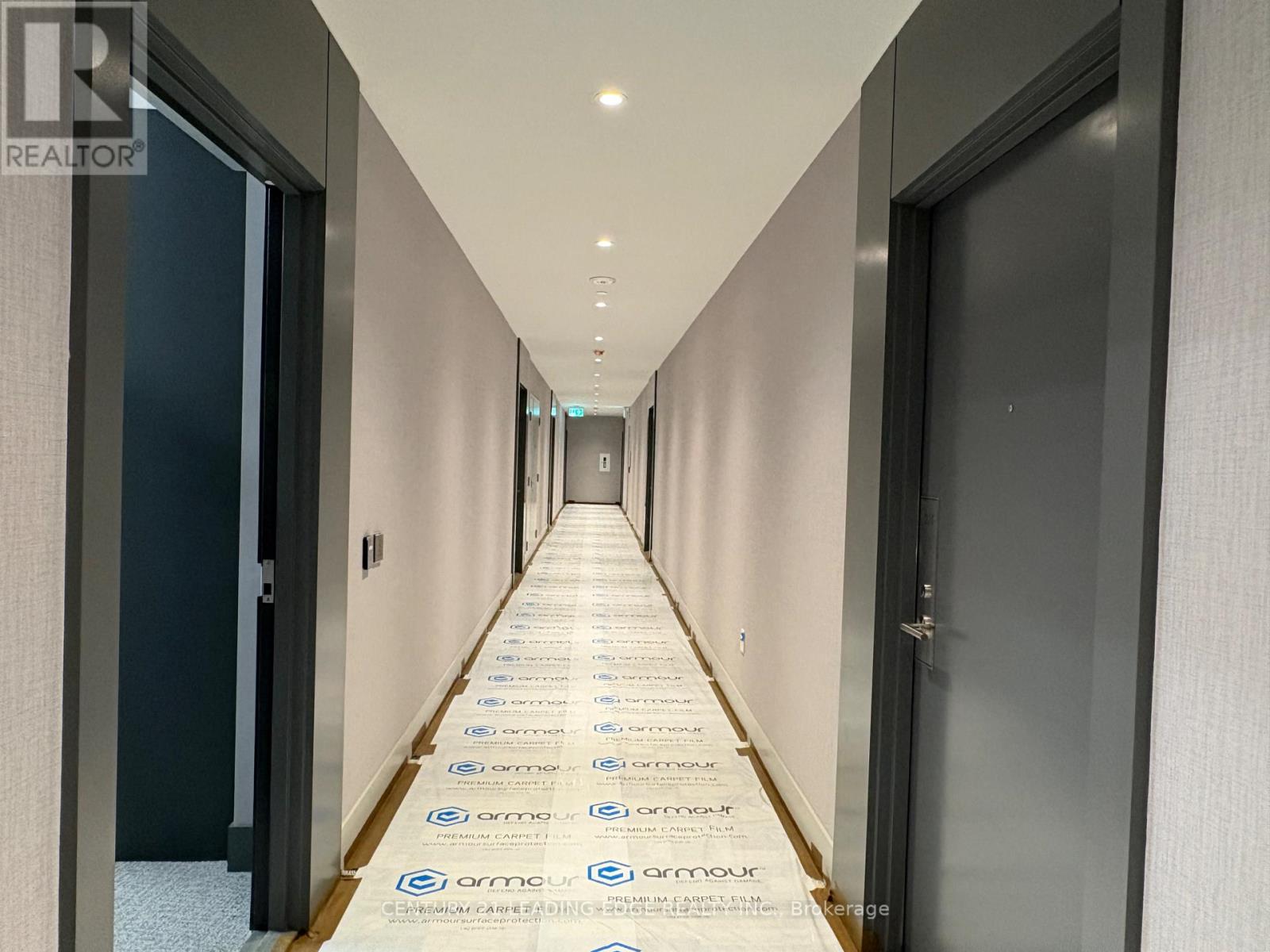 219 - 5858 Yonge Street, Toronto, Ontario M2M 3T3 - Photo 4 - C12558876