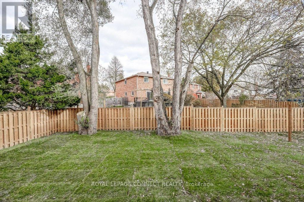 393 Rosebank Road, Pickering, Ontario  L1W 2N3 - Photo 46 - E12469566