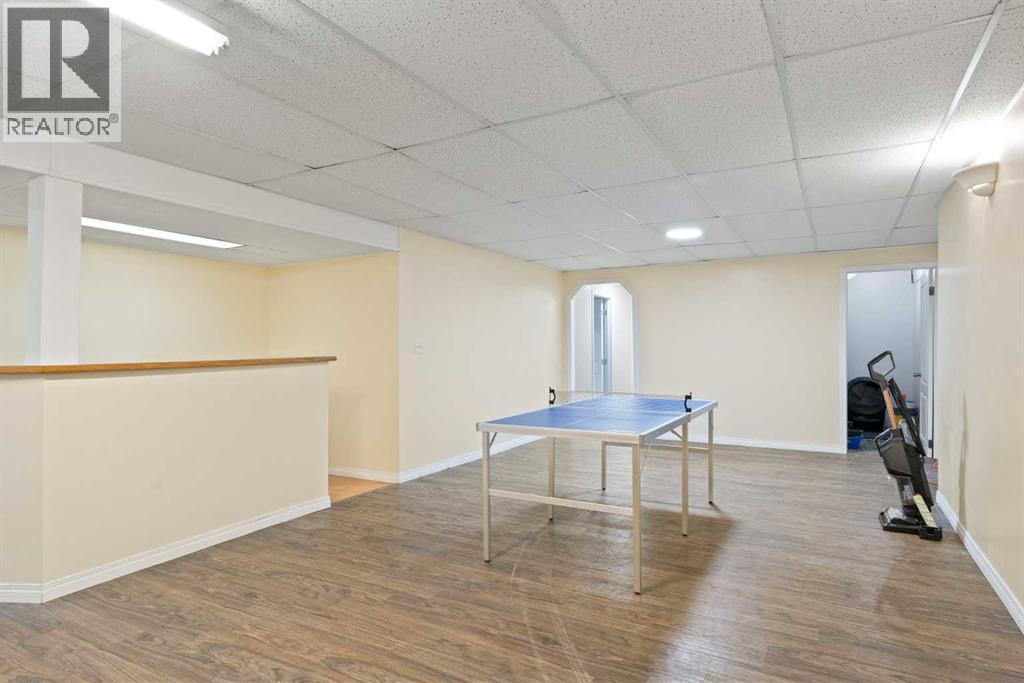 6108 28 Avenue Ne, Calgary, Alberta  T1Y 3C9 - Photo 32 - A2260304