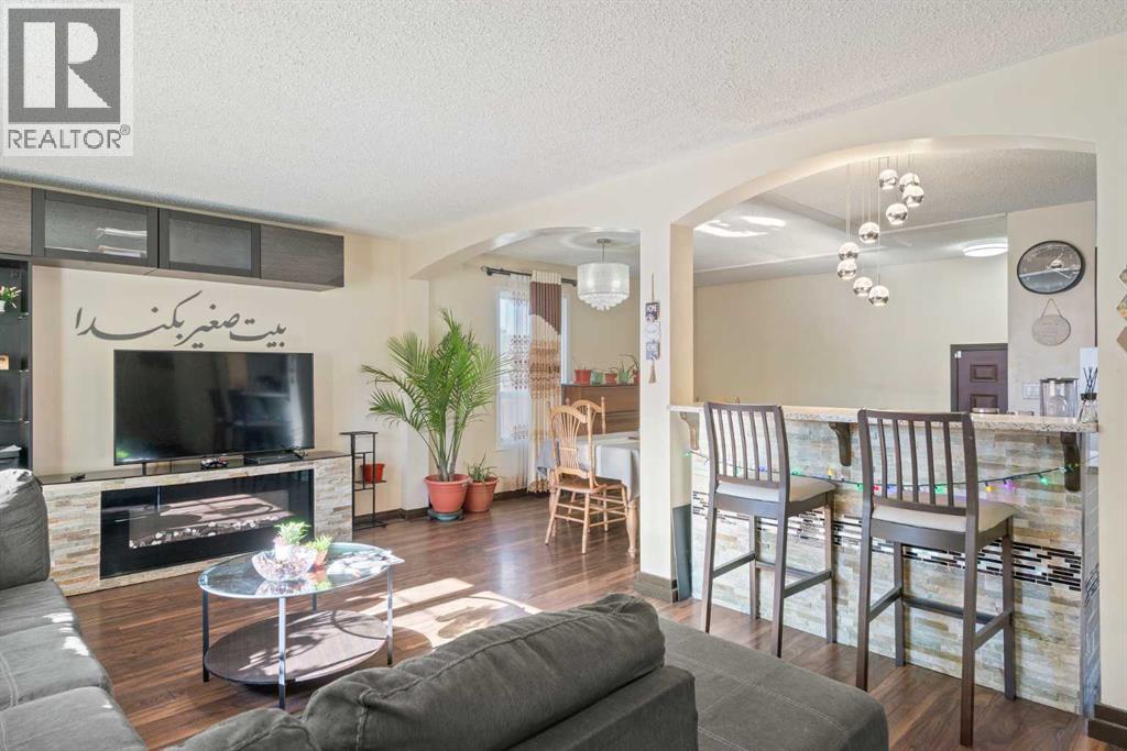 6108 28 Avenue Ne, Calgary, Alberta  T1Y 3C9 - Photo 9 - A2260304