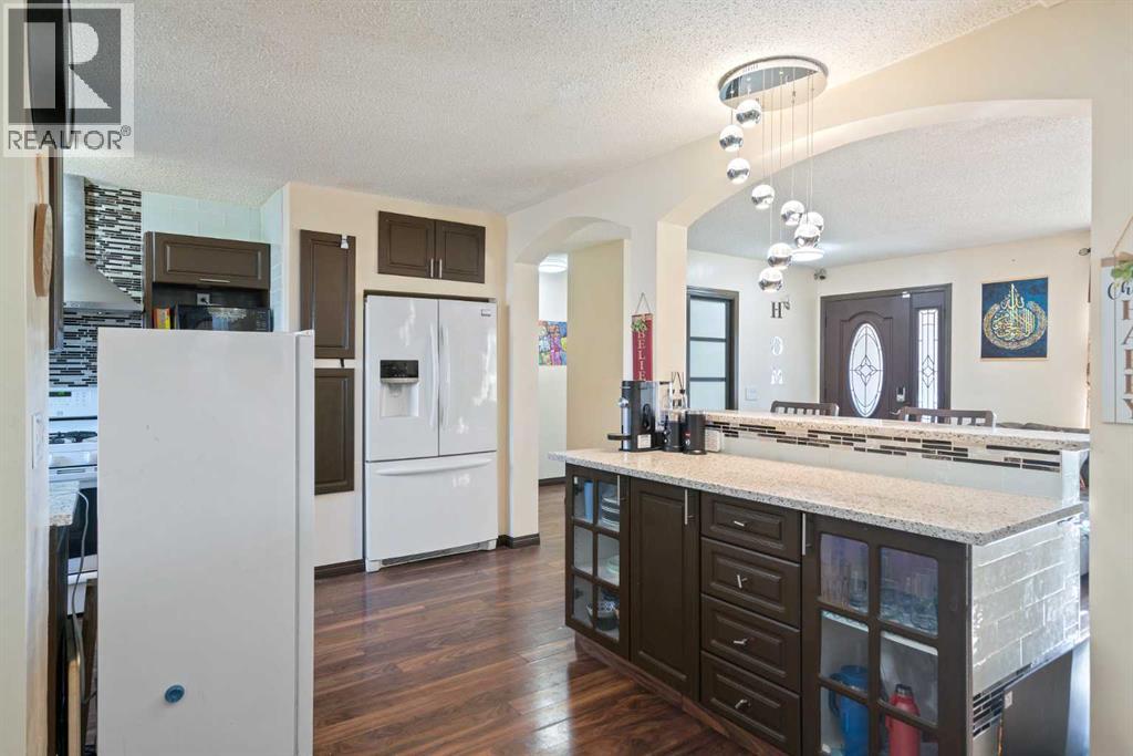 6108 28 Avenue Ne, Calgary, Alberta  T1Y 3C9 - Photo 21 - A2260304