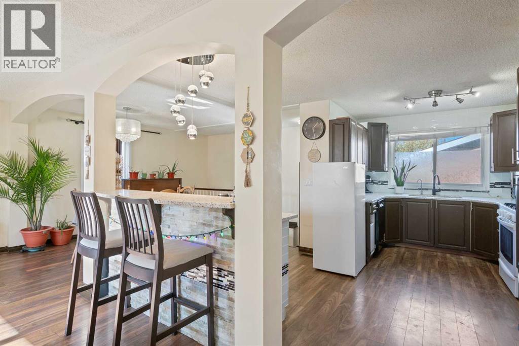 6108 28 Avenue Ne, Calgary, Alberta  T1Y 3C9 - Photo 12 - A2260304