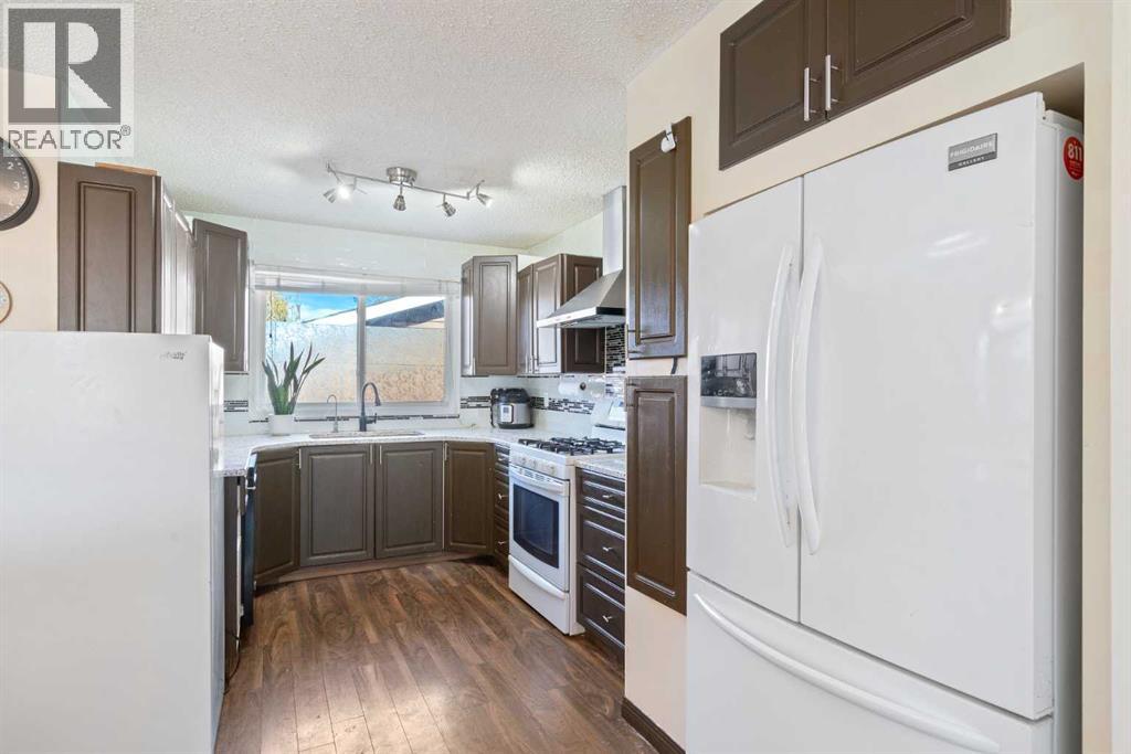 6108 28 Avenue Ne, Calgary, Alberta  T1Y 3C9 - Photo 16 - A2260304