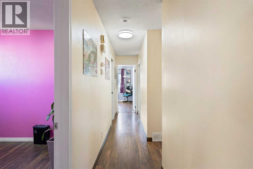 6108 28 Avenue Ne, Calgary, Alberta  T1Y 3C9 - Photo 26 - A2260304