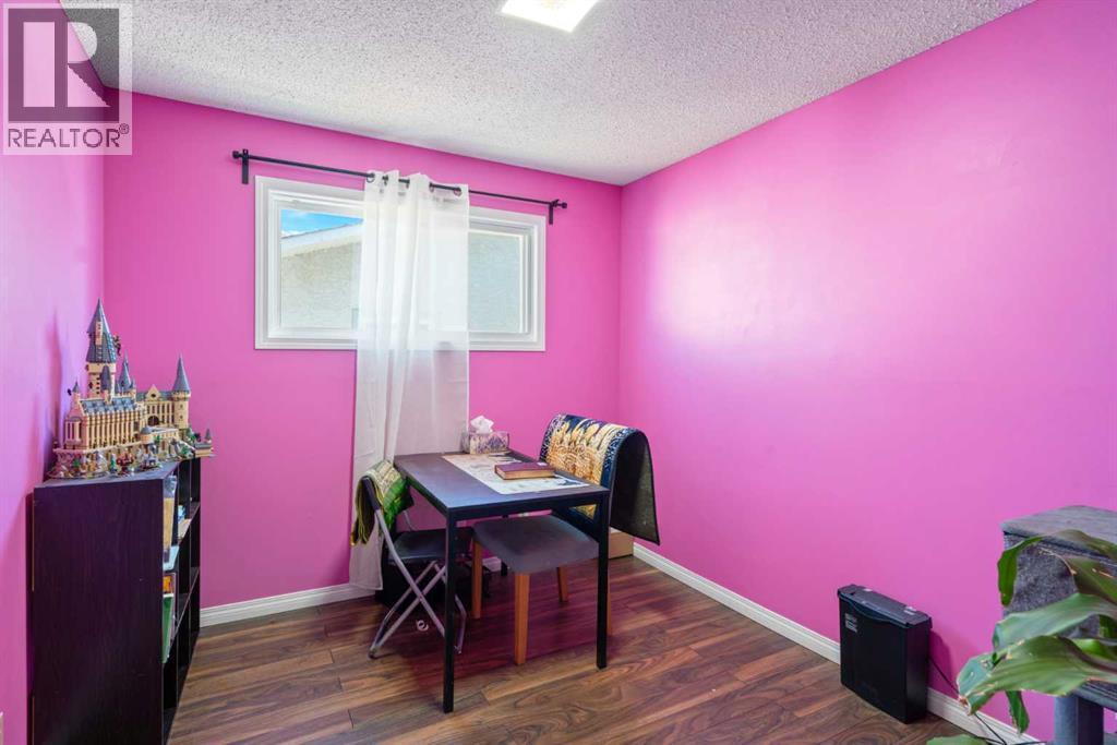 6108 28 Avenue Ne, Calgary, Alberta  T1Y 3C9 - Photo 27 - A2260304