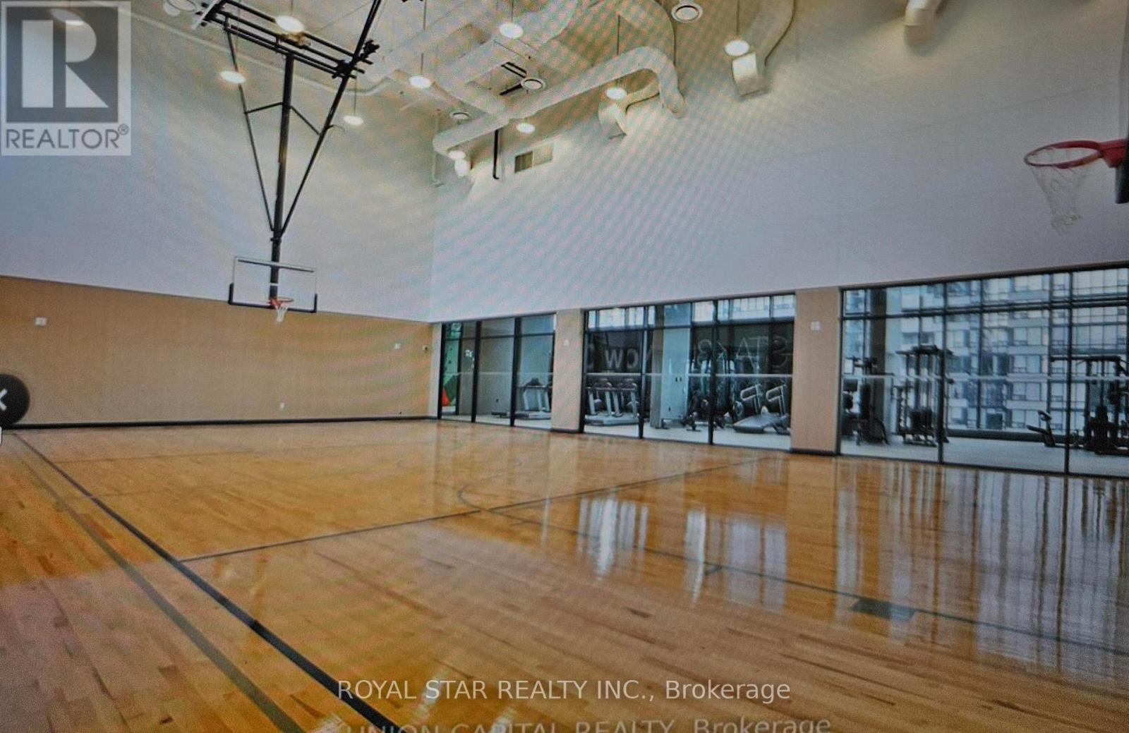 1402 - 395 Square One Drive, Mississauga, Ontario  L6B 0P6 - Photo 17 - W12535144