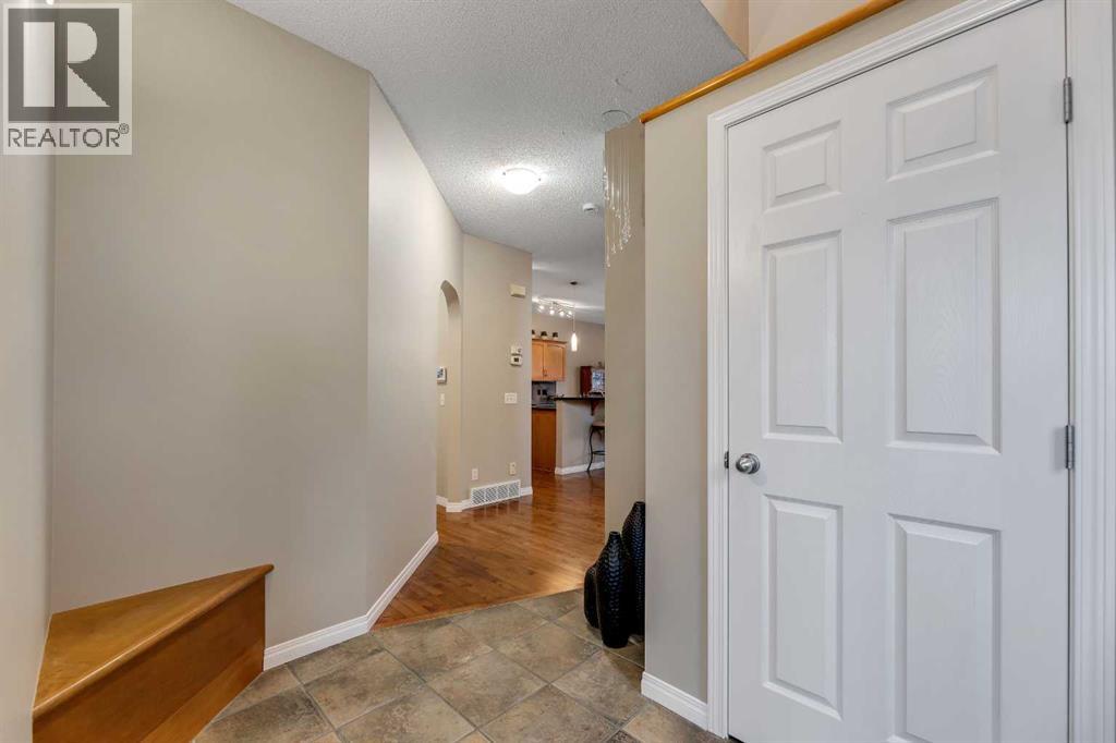 136 Copperfield Close Se, Calgary, Alberta  T2Z 4L3 - Photo 2 - A2270697