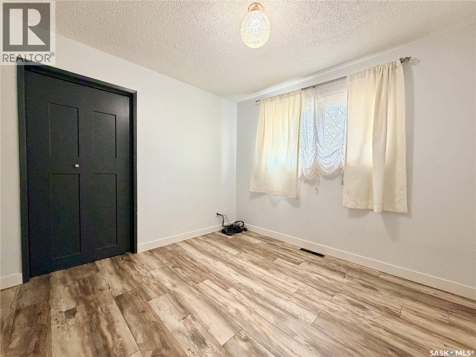 9019 Abbott Avenue, North Battleford, Saskatchewan  S9A 3E8 - Photo 12 - SK024327