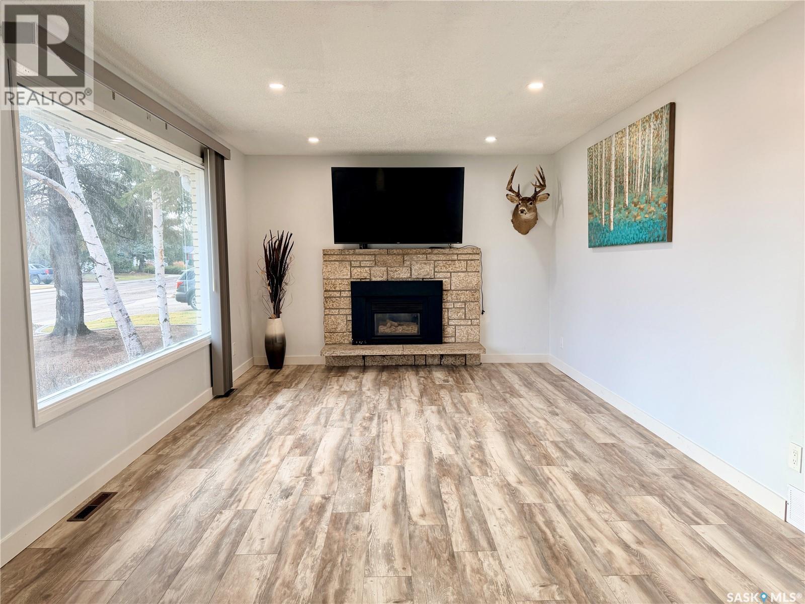 9019 Abbott Avenue, North Battleford, Saskatchewan  S9A 3E8 - Photo 2 - SK024327