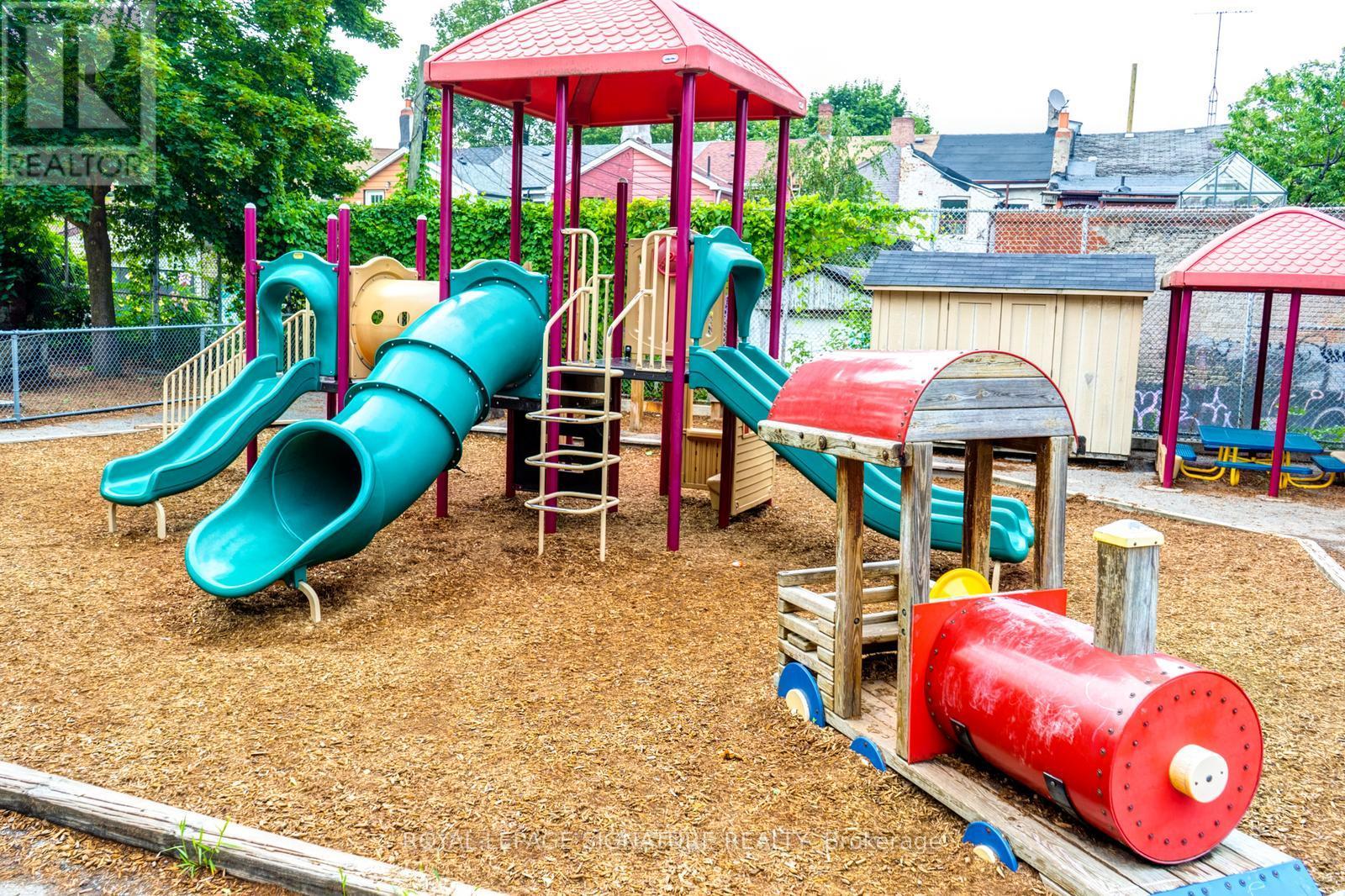 66 Euclid Avenue, Toronto, Ontario  M6J 2J9 - Photo 32 - C12559820