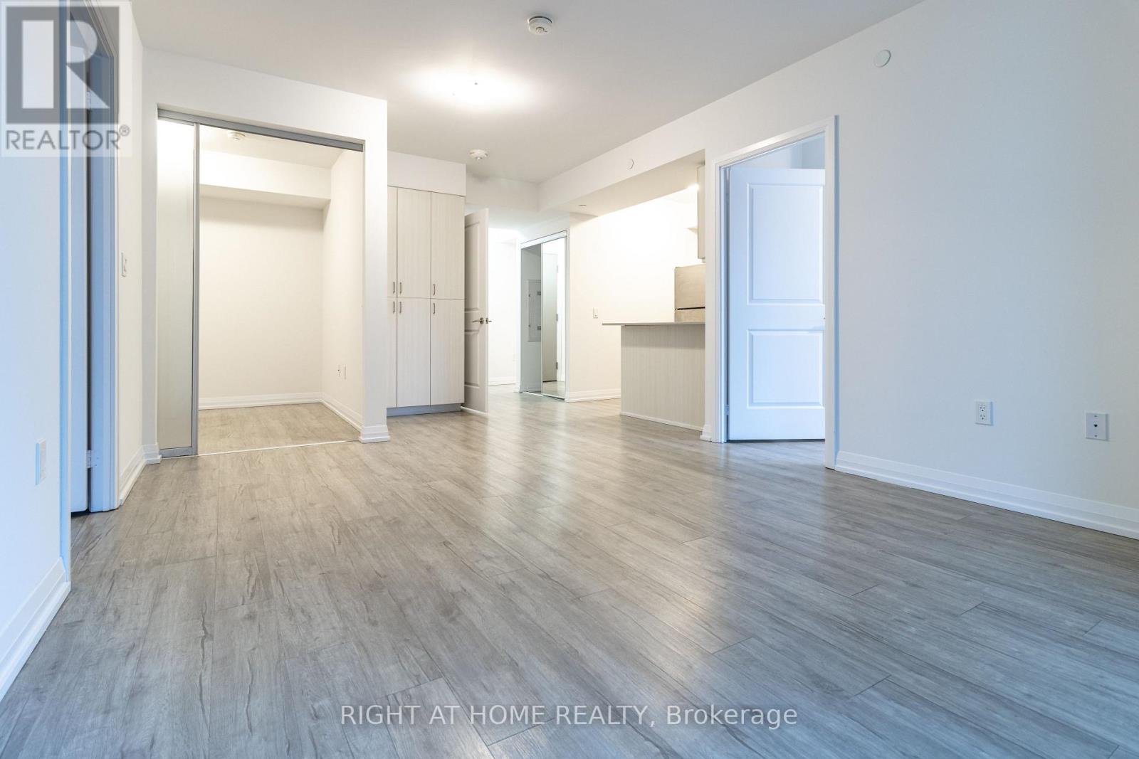 414 - 55 Smooth Rose Court, Toronto, Ontario  M2J 0G7 - Photo 3 - C12559856