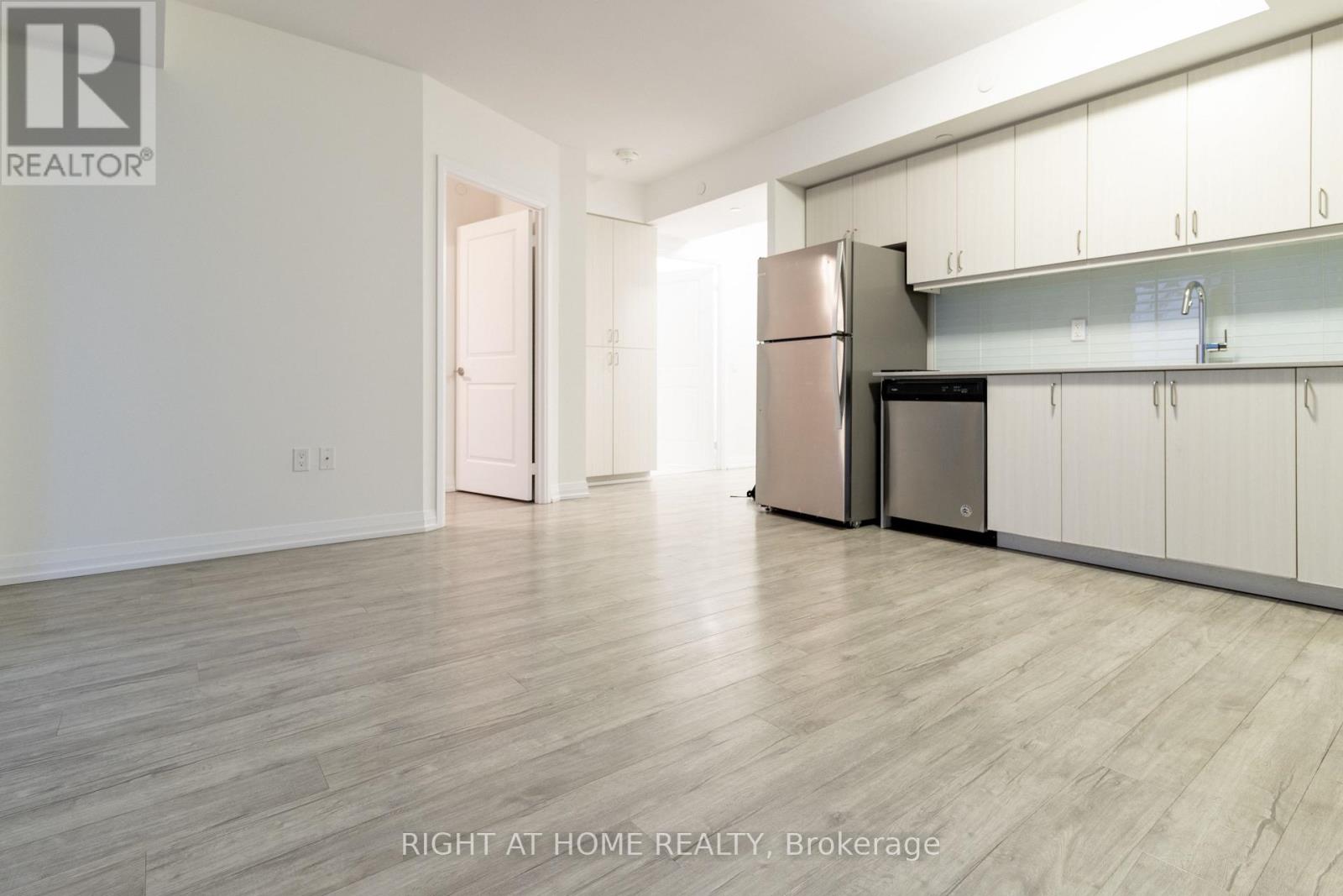 1409 - 55 Smooth Rose Court, Toronto, Ontario M2J 0G7 - Photo 11 - C12559860