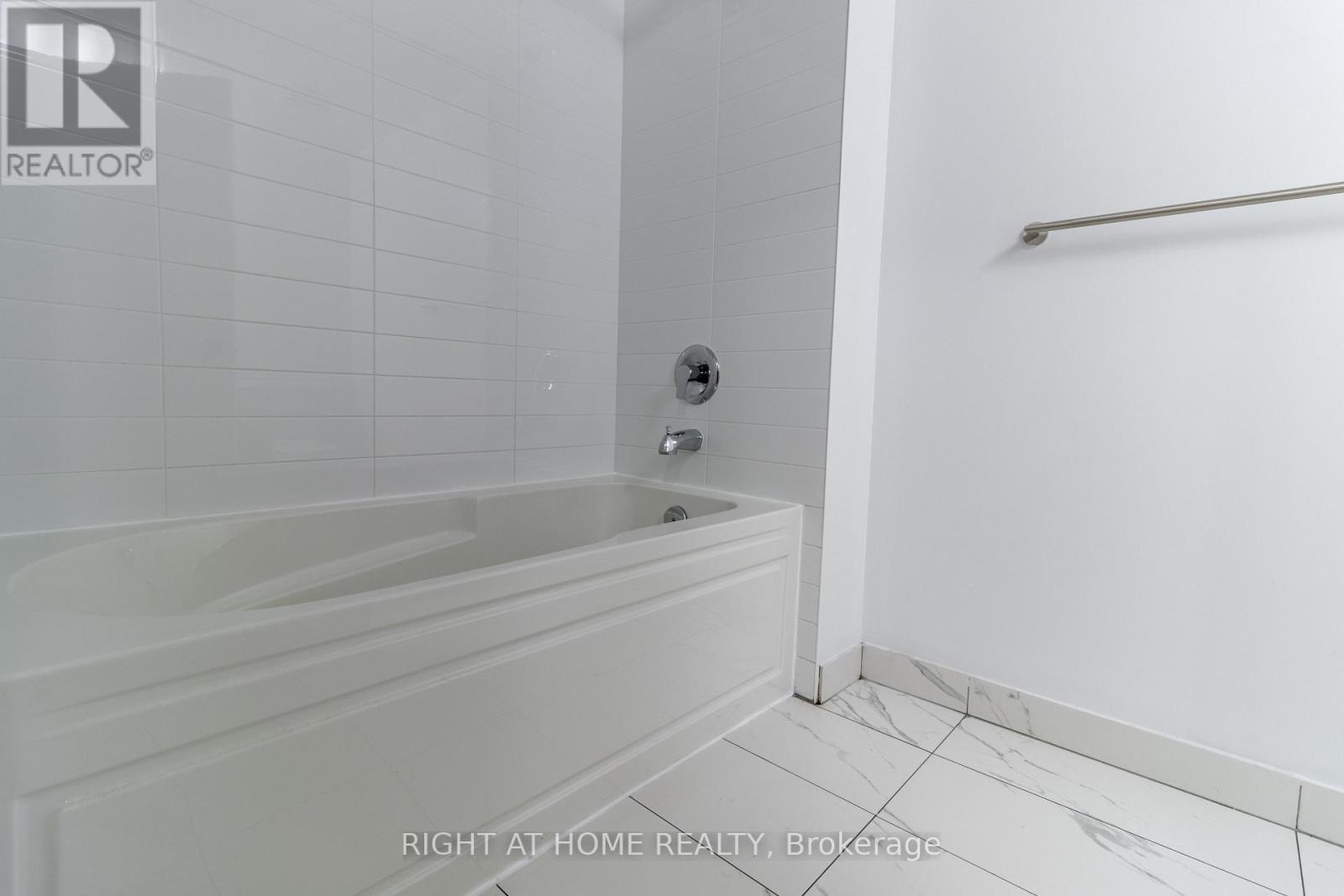 1409 - 55 Smooth Rose Court, Toronto, Ontario M2J 0G7 - Photo 13 - C12559860