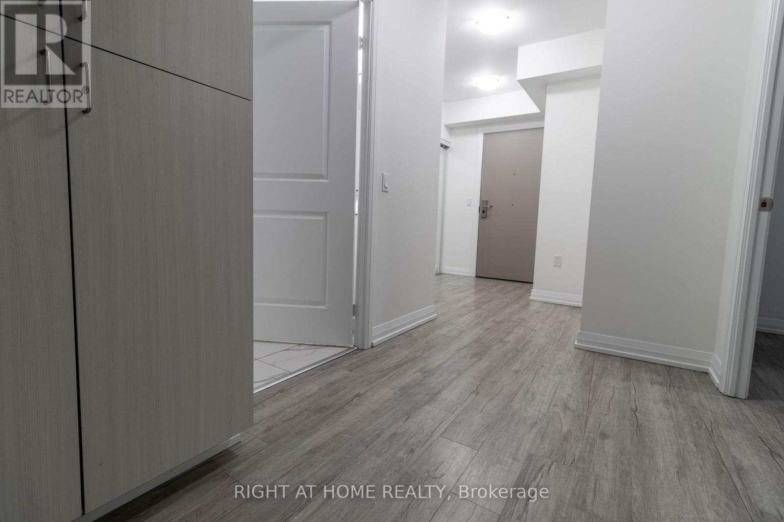 1409 - 55 Smooth Rose Court, Toronto, Ontario M2J 0G7 - Photo 14 - C12559860