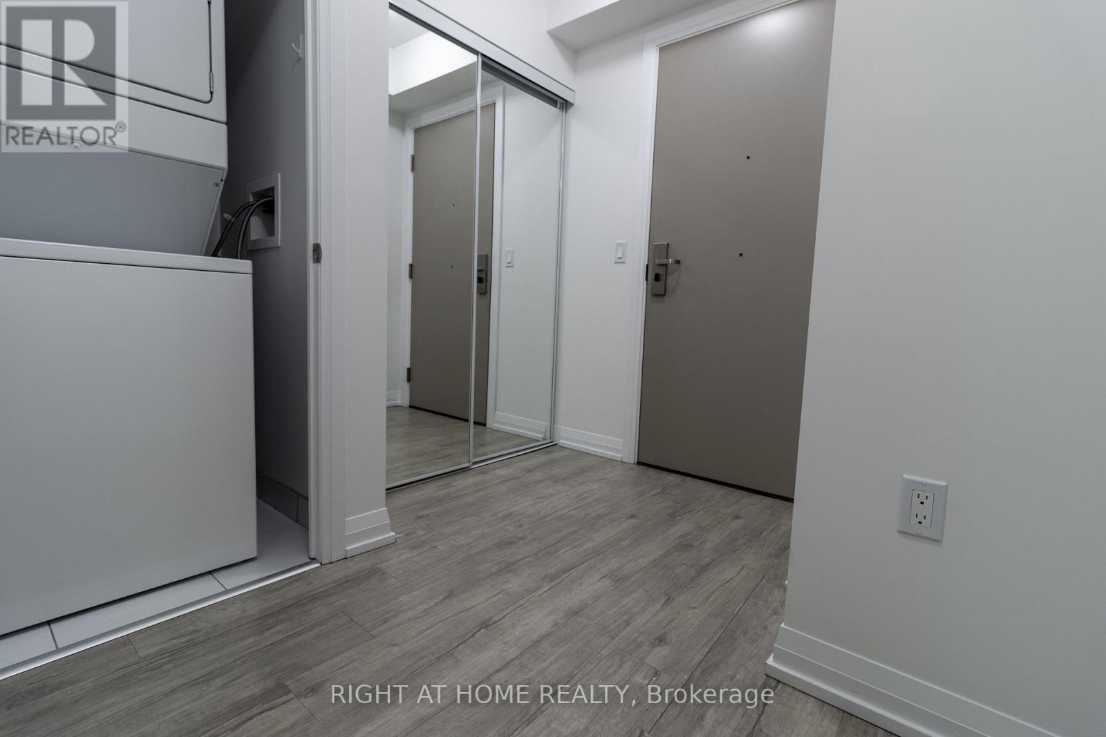 1409 - 55 Smooth Rose Court, Toronto, Ontario M2J 0G7 - Photo 16 - C12559860