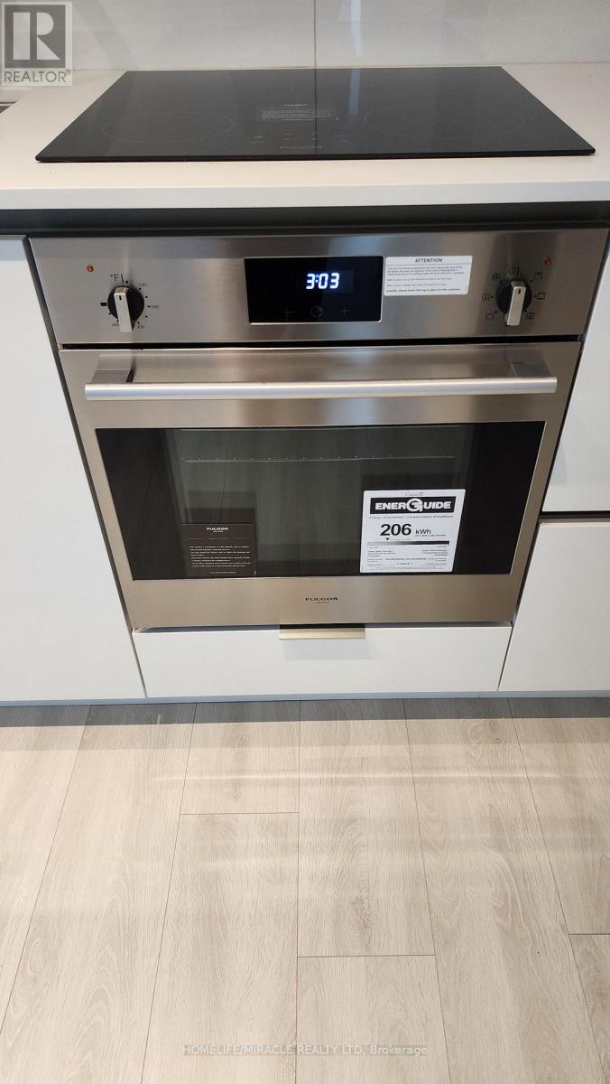 724 - 230 Simcoe Street, Toronto, Ontario  M5T 0G7 - Photo 4 - C12559910