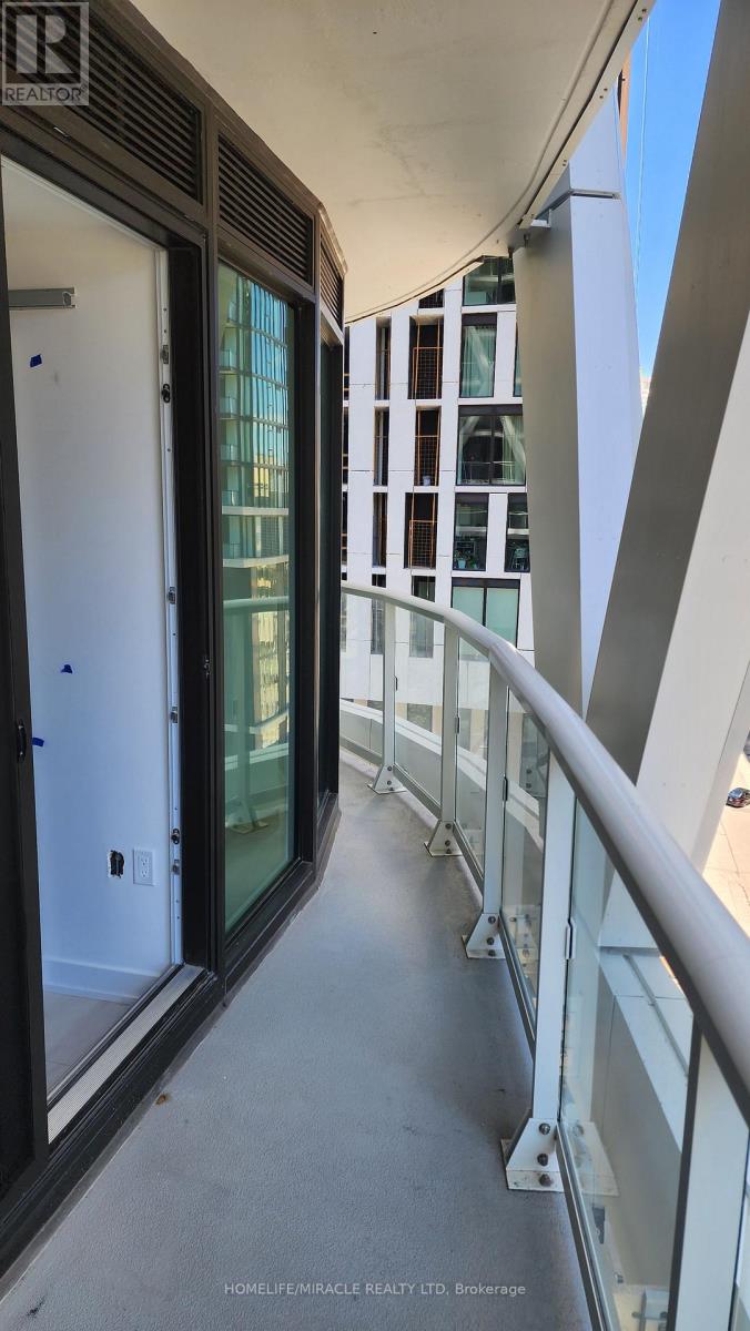 724 - 230 Simcoe Street, Toronto, Ontario  M5T 0G7 - Photo 9 - C12559910