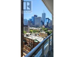 724 - 230 SIMCOE STREET, Toronto, Ontario