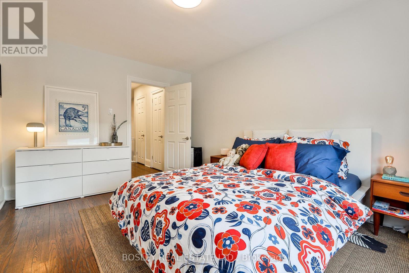 663 Vaughan Road, Toronto, Ontario  M6E 2Y4 - Photo 17 - C12559914