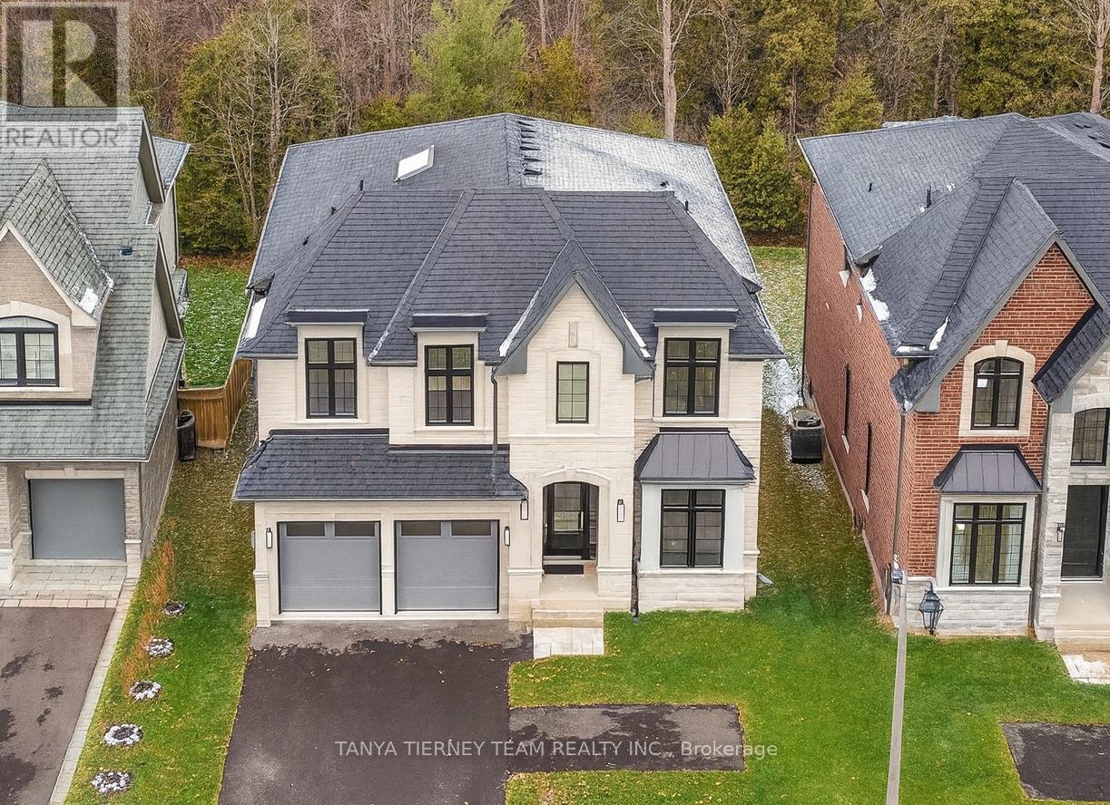 50 CARNWITH DRIVE W, Whitby, Ontario