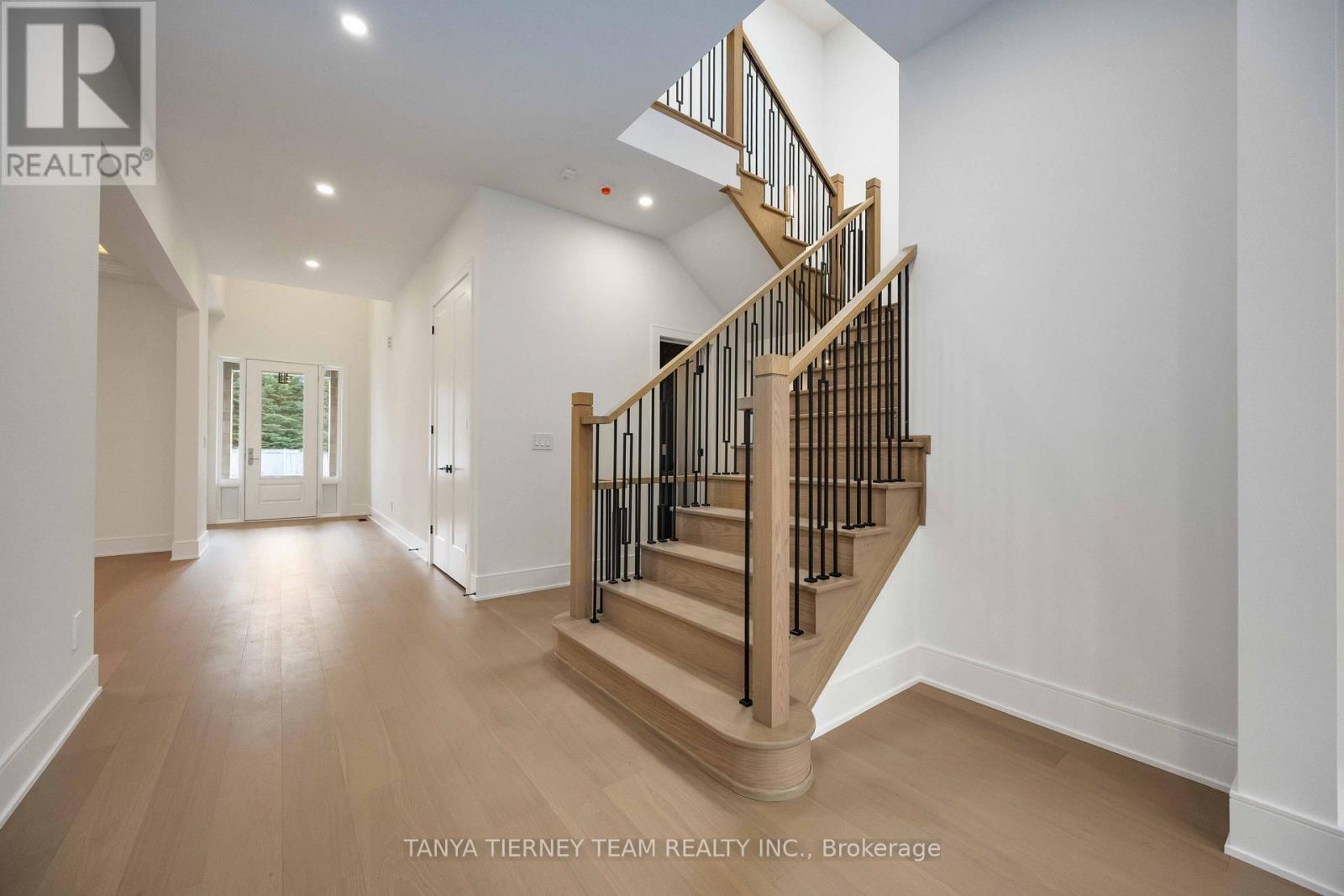 50 Carnwith Drive W, Whitby, Ontario  L1M 2N1 - Photo 6 - E12559938