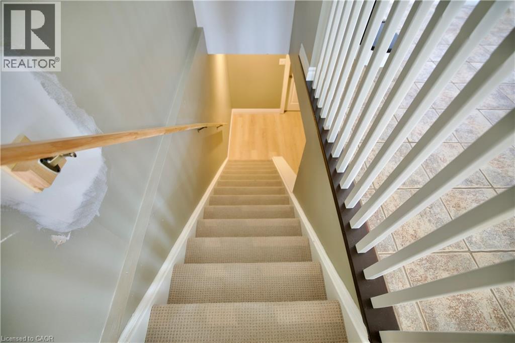 711 Cedar Bend Drive, Waterloo, Ontario  N2V 2R2 - Photo 38 - 40789360