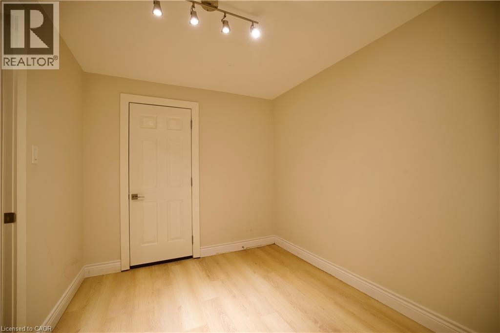 711 Cedar Bend Drive, Waterloo, Ontario  N2V 2R2 - Photo 47 - 40789360