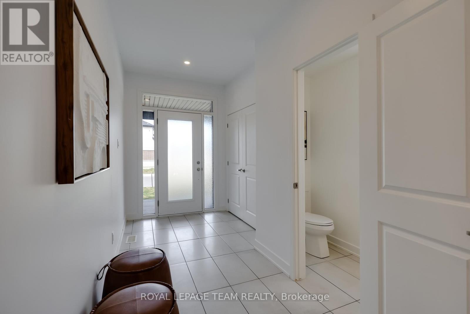 856 Clapham Terrace, Ottawa, Ontario  K2S 2P1 - Photo 24 - X12416333