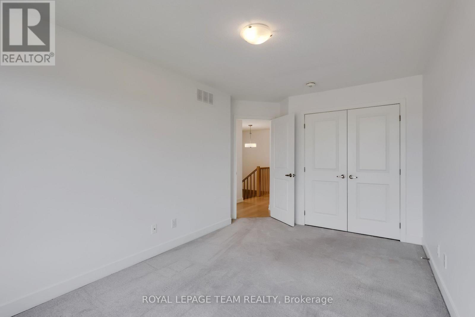 856 Clapham Terrace, Ottawa, Ontario  K2S 2P1 - Photo 30 - X12416333