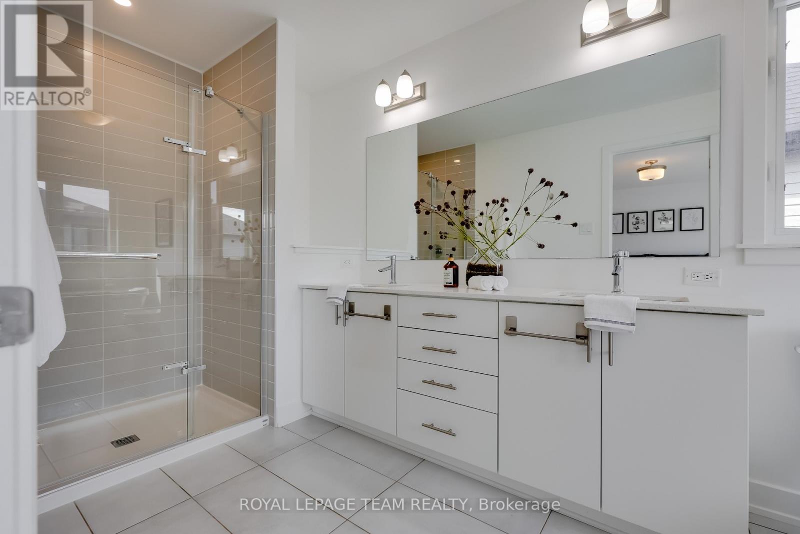 856 Clapham Terrace, Ottawa, Ontario  K2S 2P1 - Photo 34 - X12416333