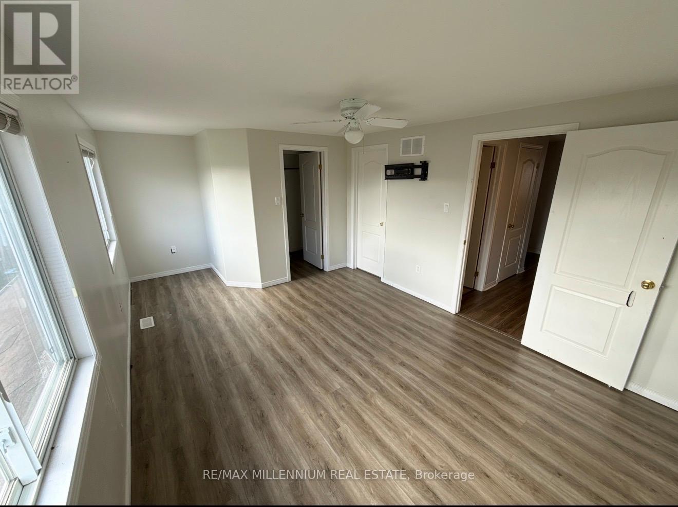 27 Shephard Avenue, New Tecumseth, Ontario  L9R 2E8 - Photo 14 - N12559878