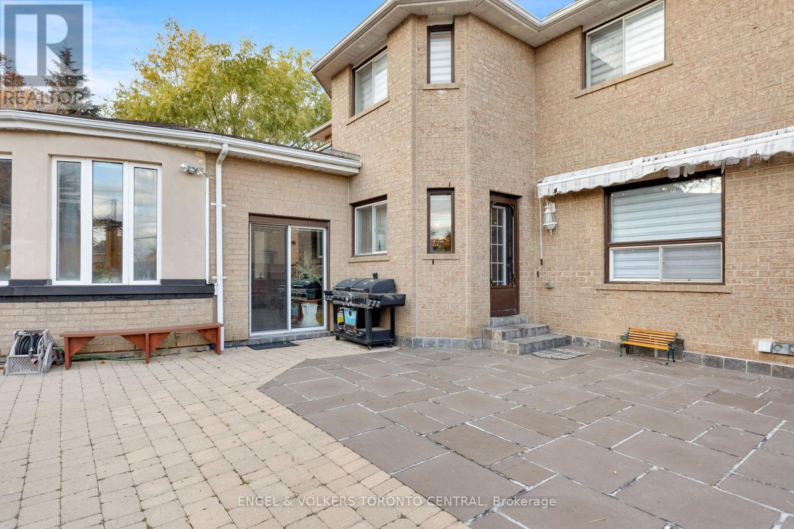 144 Claremont Lane, Vaughan, Ontario  L4L 8Z8 - Photo 22 - N12559886