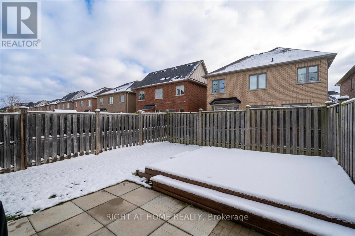 31 Brown Lane, Whitchurch-Stouffville, Ontario  L4A 0V1 - Photo 39 - N12559912