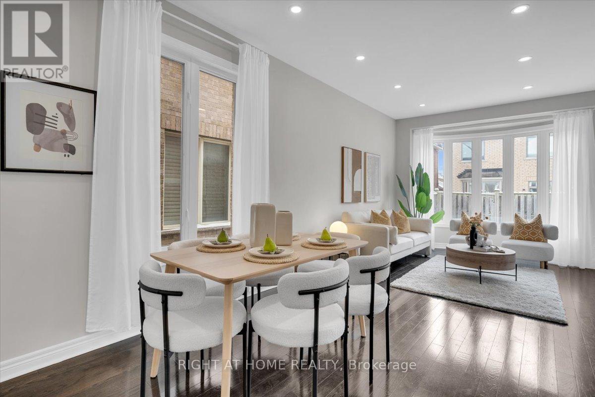 31 Brown Lane, Whitchurch-Stouffville, Ontario  L4A 0V1 - Photo 7 - N12559912