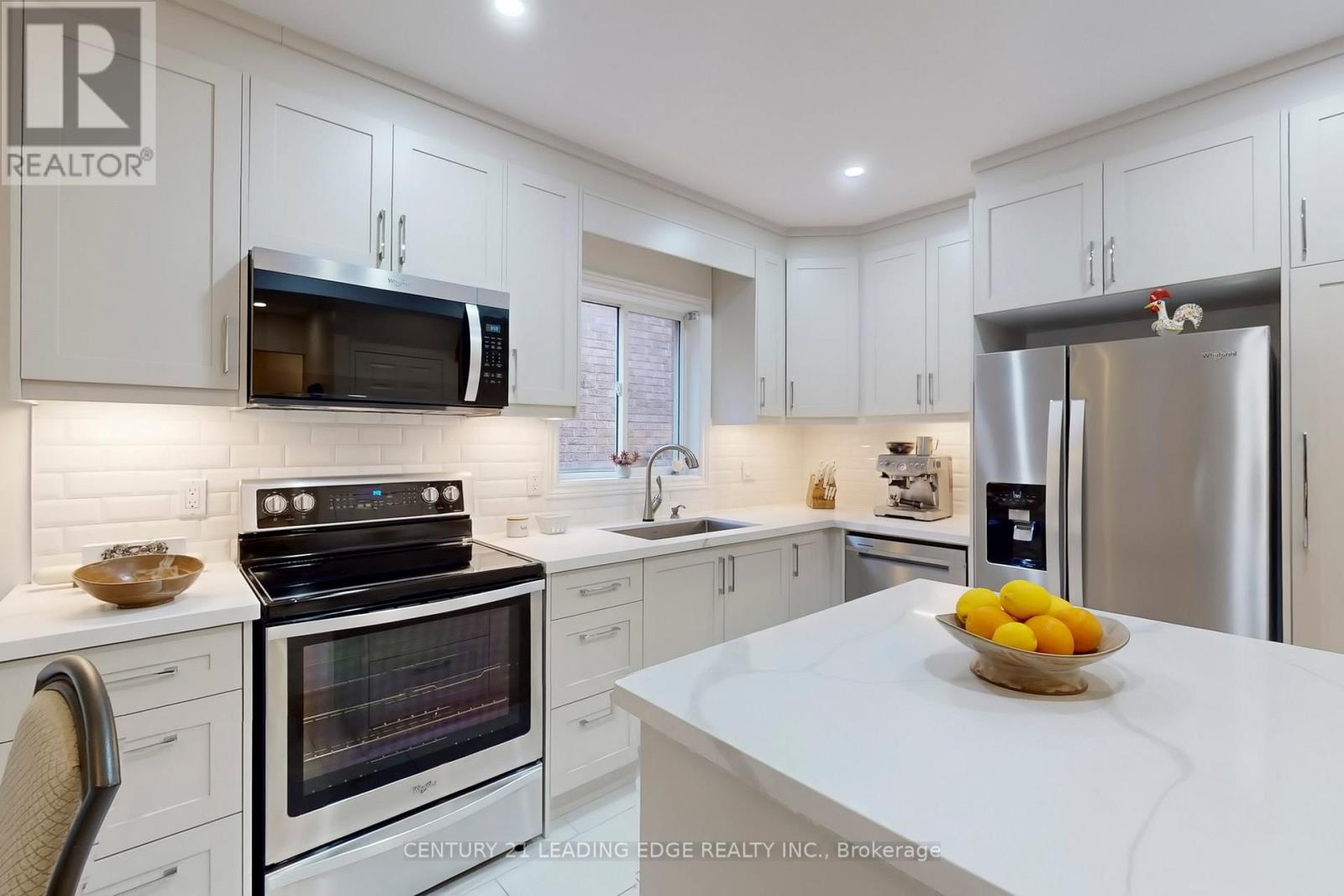 851 Hilton Boulevard, Newmarket, Ontario  L3X 2H7 - Photo 19 - N12559926