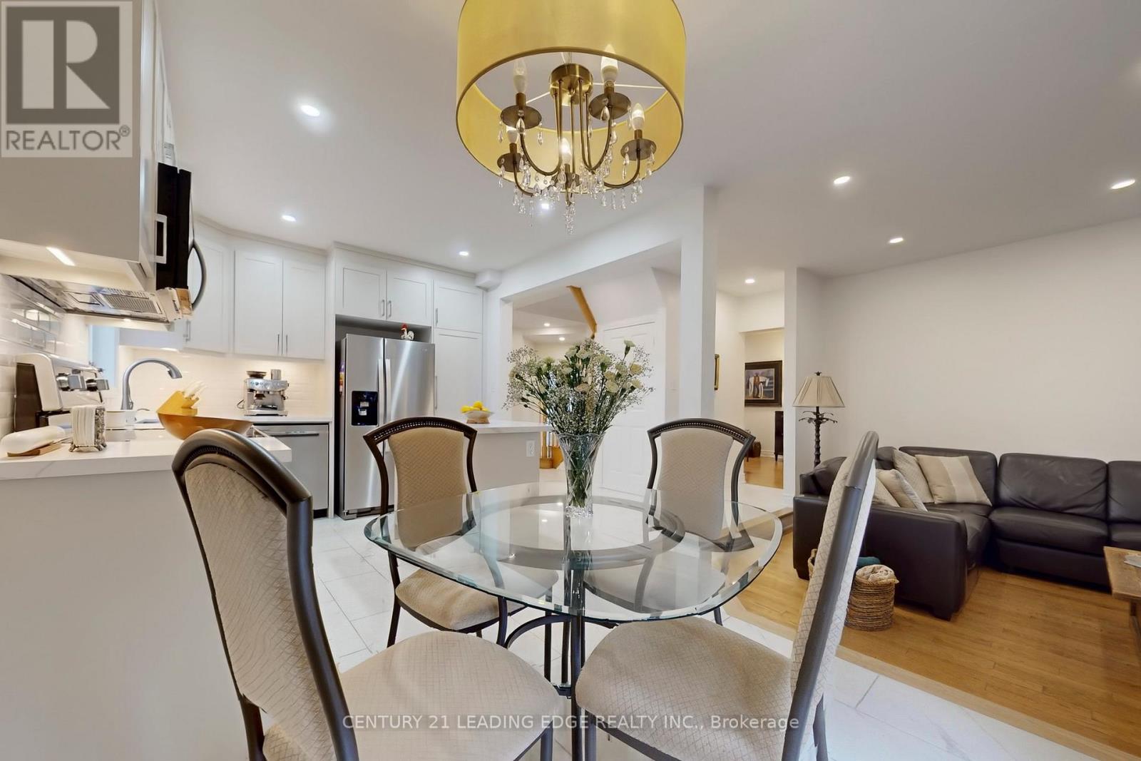 851 Hilton Boulevard, Newmarket, Ontario  L3X 2H7 - Photo 20 - N12559926