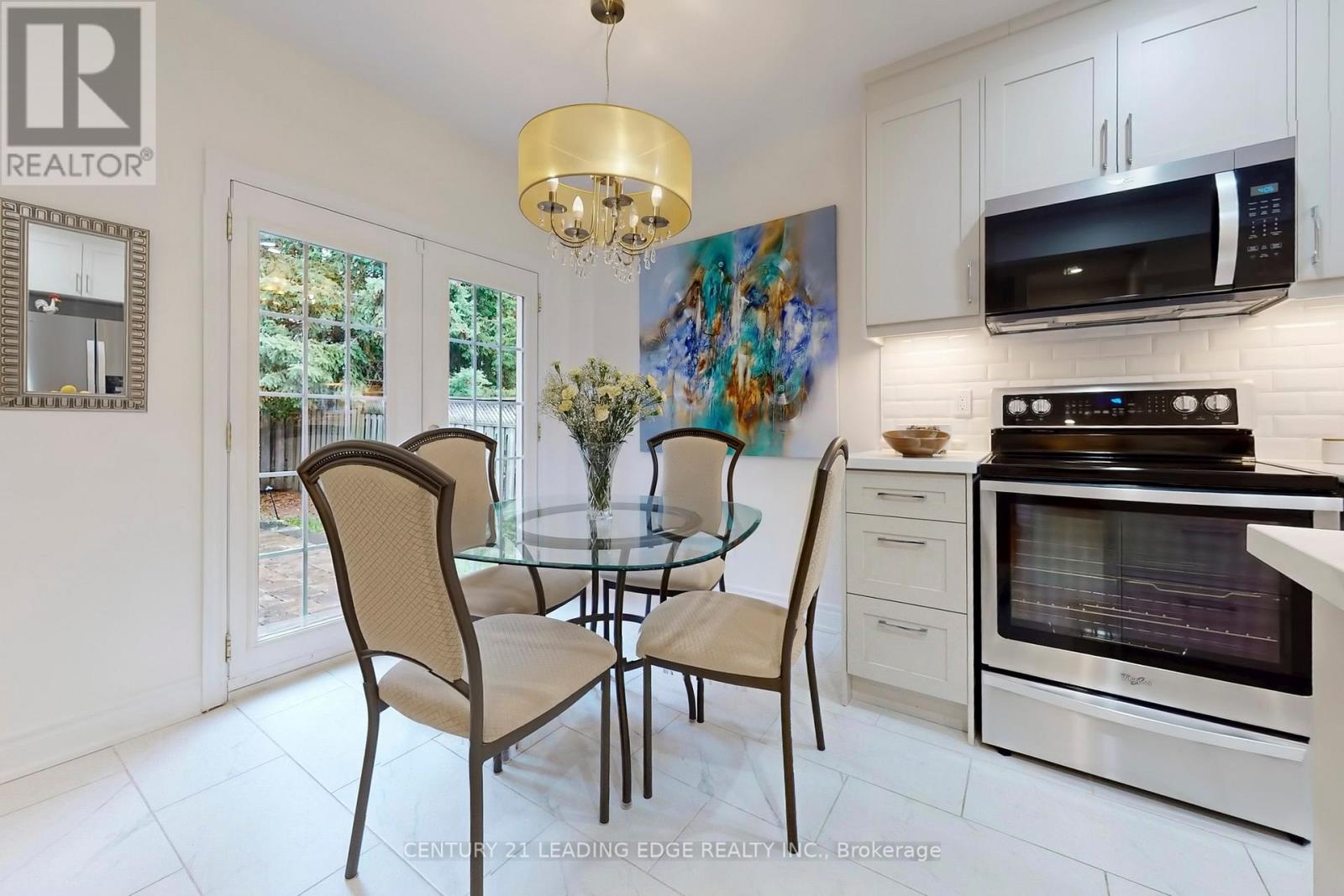 851 Hilton Boulevard, Newmarket, Ontario  L3X 2H7 - Photo 21 - N12559926