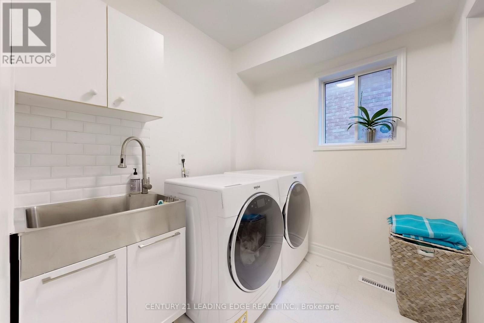 851 Hilton Boulevard, Newmarket, Ontario  L3X 2H7 - Photo 23 - N12559926