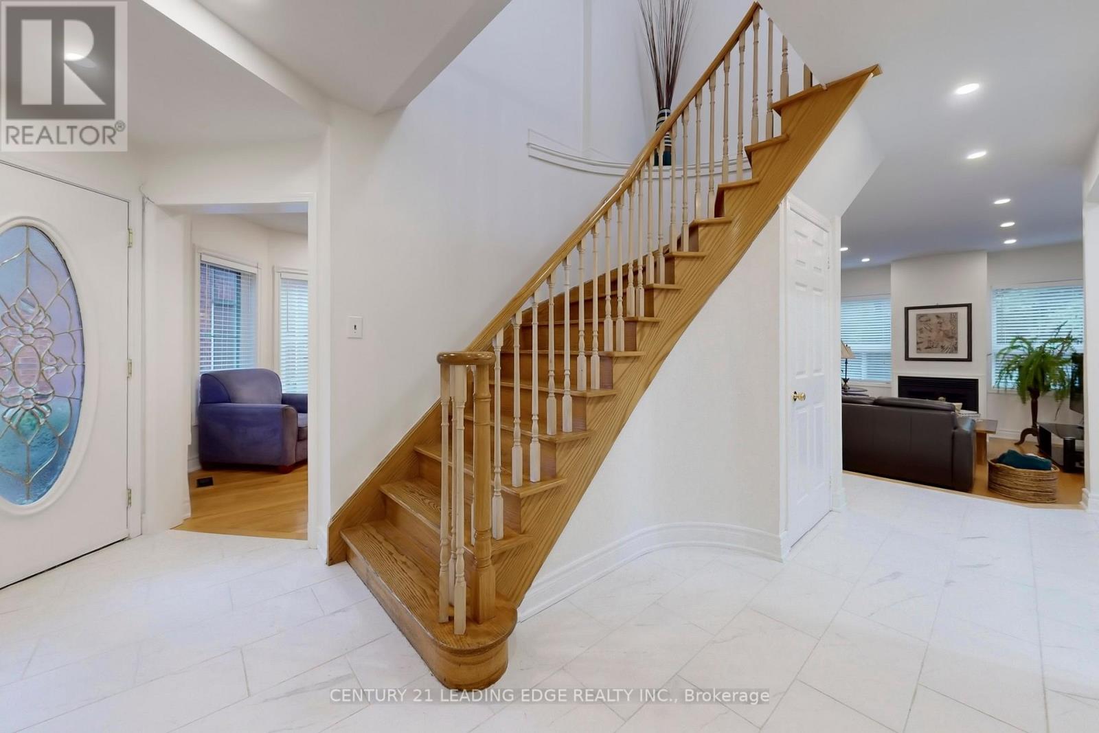 851 Hilton Boulevard, Newmarket, Ontario  L3X 2H7 - Photo 25 - N12559926