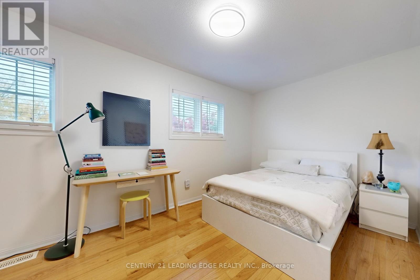 851 Hilton Boulevard, Newmarket, Ontario  L3X 2H7 - Photo 33 - N12559926